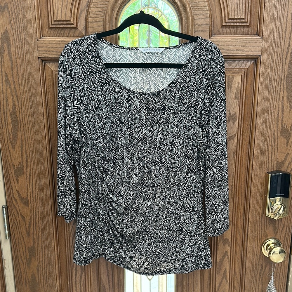 054 Peter Nygard Black & White Top - Picture 2 of 6